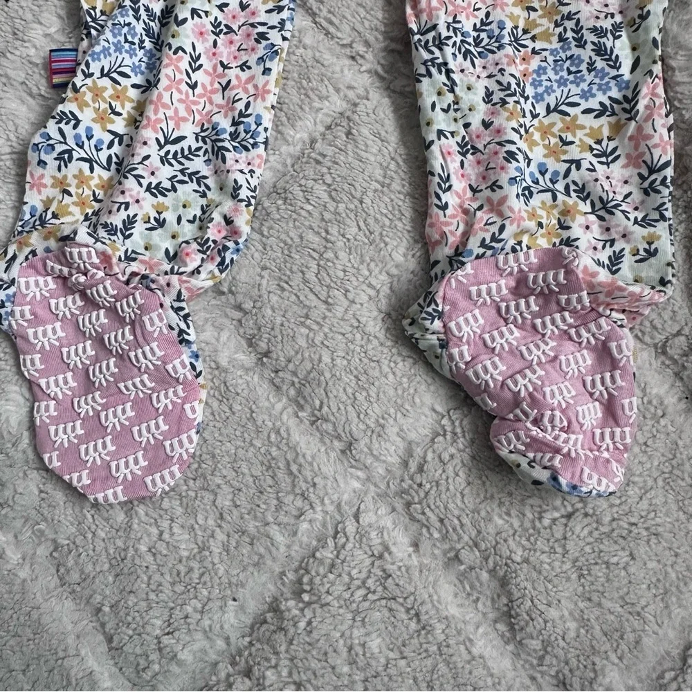 Magnetic Me | Pink and cream Floral Chelsea Footie Pajamas | Size 6-9 Months - Picture 7 of 7